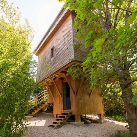 Cabane Perchee Vert  外观 照片